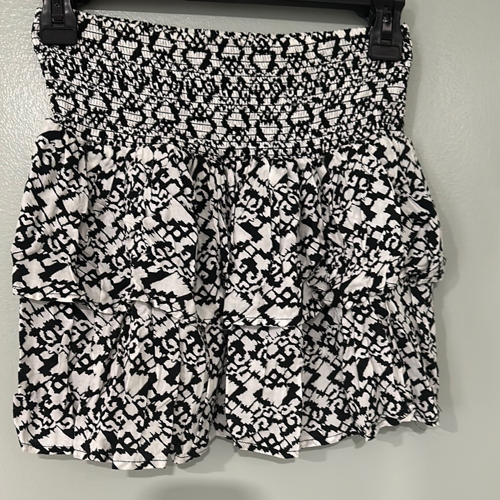 Aeropostale Black and White Patterned Women's Skirt